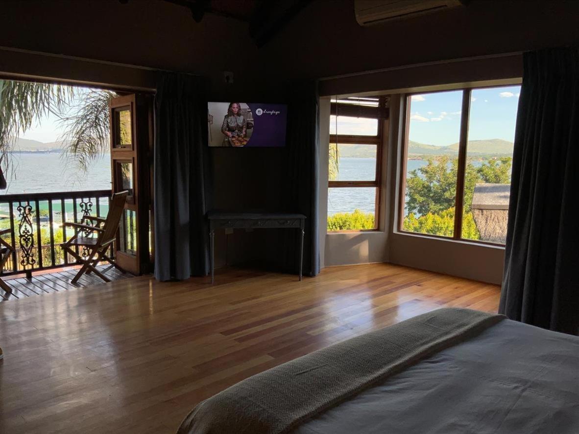 Marina Views Guesthouse Hartbeespoort Luaran gambar